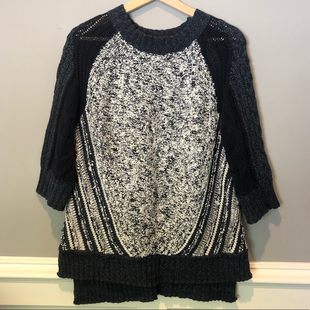 ✨Unique MARC by Mark Jacobs Sweater. Size Small